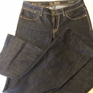 DL 1961 dark denim jean